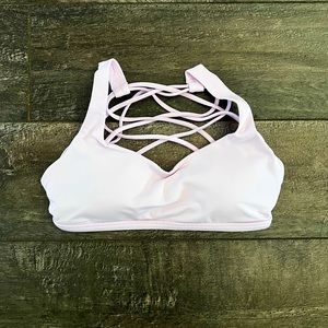NWT. Lululemon Free to be Bra Wild. Size 4. Misty Pink.